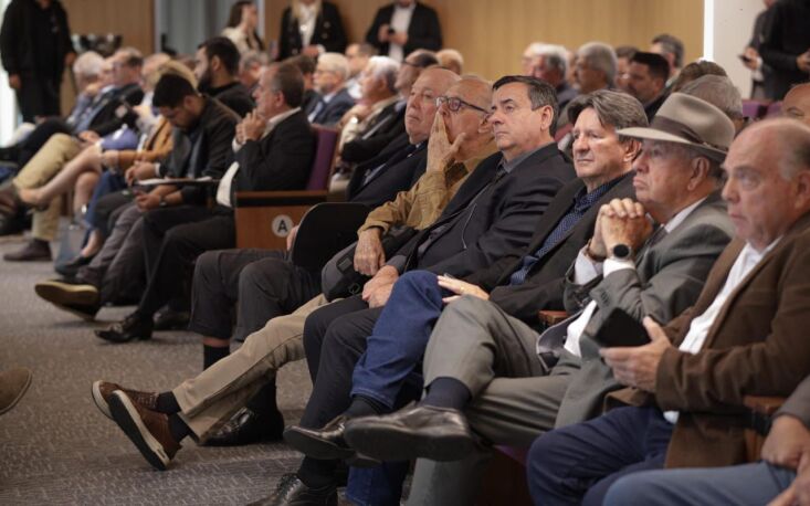 Durante a reunião, os parlamentares frisaram o apoio à aprovação do PLP