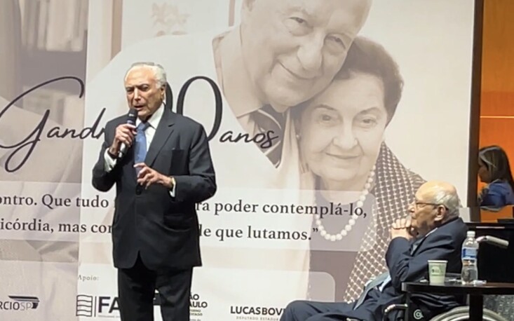 O ex-presidente Michel Temer foi um dos oradores da cerimônia em homenagem ao amigo (Imagem: Joana Santana)