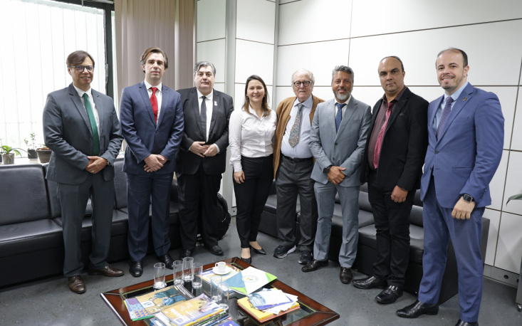 Sindilav avança diálogo com governo e reforça pleito por alíquota reduzida para as lavanderias