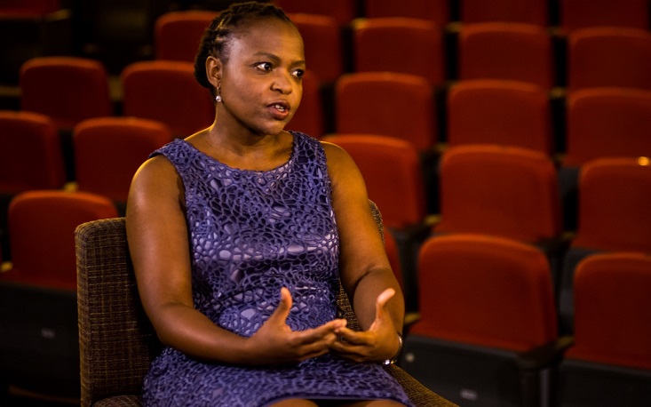 “As pessoas devem escolher um governo que promova inclusão”, diz Flora Mokgohloa