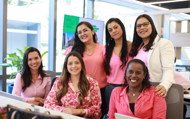 Ao longo dos anos, as ações de Outubro Rosa foram ampliadas, incluindo alertas sobre o câncer de colo do útero também, como acontece no Brasil (Foto: Edilson Dias/FecomercioSP)