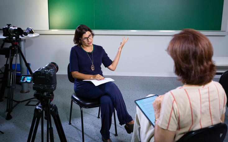 A professora ainda lembra que a média da remuneração dos servidores municipais é baixa, se comparada ao funcionalismo público federal (Crédito: UM BRASIL)