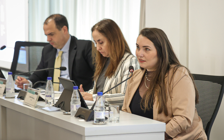 Caroline, da Dasa — multinacional brasileira focada em medicina diagnóstica —, destacou que um dos temores do setor é justamente o fato de o projeto classificar quase toda aplicação de IA na área como de alto risco.  