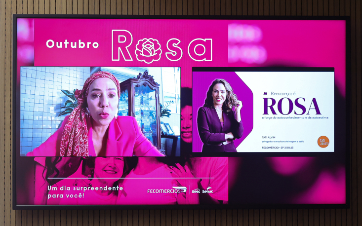 Depois do café de boas vindas, as colaboradoras se reuniram para a palestra de Tatiana Alvim (Imagem: Edilson Dias)