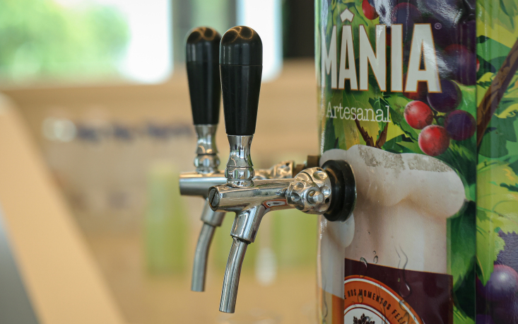 Confraternização teve chopps especiais e comidinhas de boteco (Imagem: Edilson Dias)