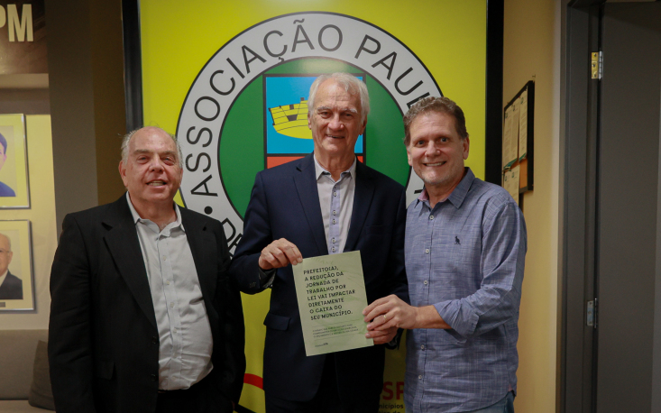 Ivo Dall&rsquo;Acqua J&uacute;nior, presidente em exerc&iacute;cio da Federa&ccedil;&atilde;o, e Dan Guinsburg, presidente do Sincomercio Taubat&eacute;, alertam sobre os impactos na APM (Cr&eacute;dito: Edilson Dias)