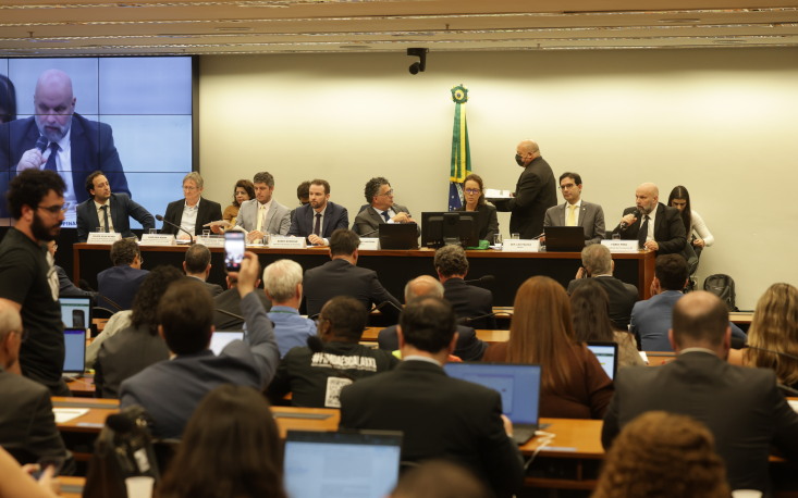 Fabio Pina, assessor econ&ocirc;mico da Federa&ccedil;&atilde;o, discursa durante reuni&atilde;o da comiss&atilde;o especial da escala 6x1