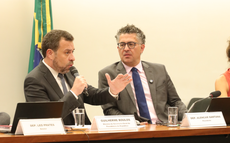 Federa&ccedil;&atilde;o entregou propostas ao ministro Boulos e pediu debate t&eacute;cnico alinhado &agrave; realidade das empresas