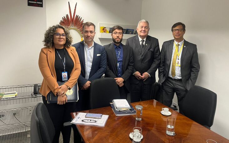 Comitiva do setor de Serviços leva ao Senado preocupação quanto ao aumento da carga tributária