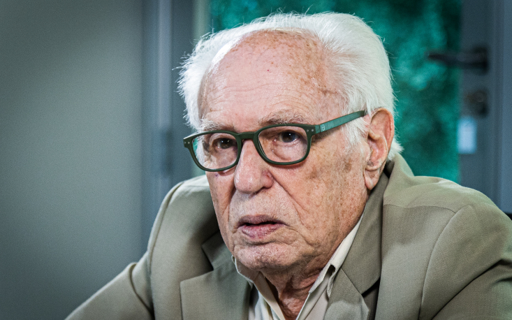 67d2d2fb981d3-ep3a8590 José Goldemberg