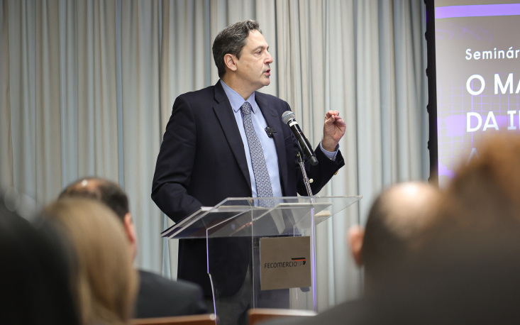 Deputado Luiz Philippe de Orleans e Bragança (PL/SP), titular da comissão
