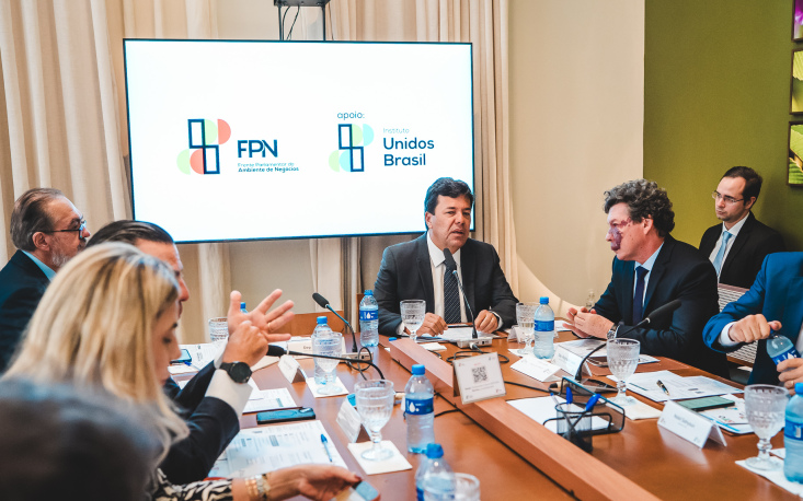 69b2f301b302d-felipesoares_58 No centro, o presidente da FPN, deputado Mendonça Filho (União-PE)