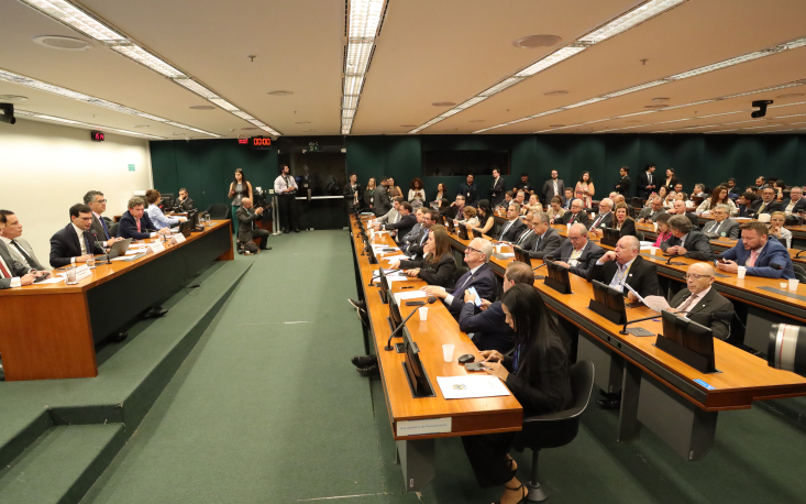 Comitiva participa da primeira reunião da comissão especial sobre a PEC da escala 6x1